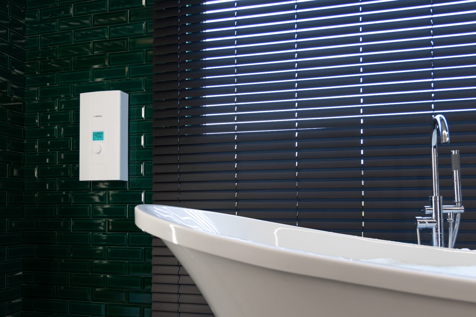 Blue S bathroom 1 Veito Blue S